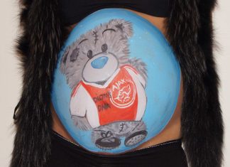 Amsterdam : hooligans, chauffeurs de taxi et Mossad