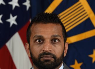 Le « raciste » Trump veut une « personne de couleur » comme directeur du FBI