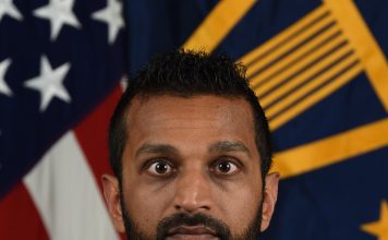 Le « raciste » Trump veut une « personne de couleur » comme directeur du FBI