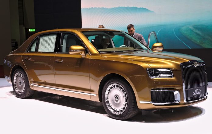 Un sénat d'Aurus. Photo : Alexander Migl, CC BY-SA 4.0 , lieu et date de la prise de vue : Salon de l'automobile de Genève, 2019