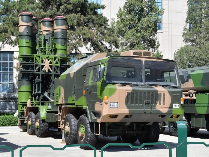 Missiles de défense aérienne HQ-9 provenant de la République populaire de Chine. Photo : Tyg728, CC BY-SA 4.0, date de la prise de vue : 2017