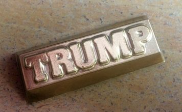 Trump augmente les droits de douane de 10 % à 15 % dans le monde entier