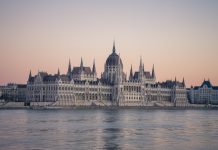 Donald Trump a fait savoir à Viktor Orbán qu’il était très mécontent des attaques de l’Ukraine contre l’oléoduc Droujba