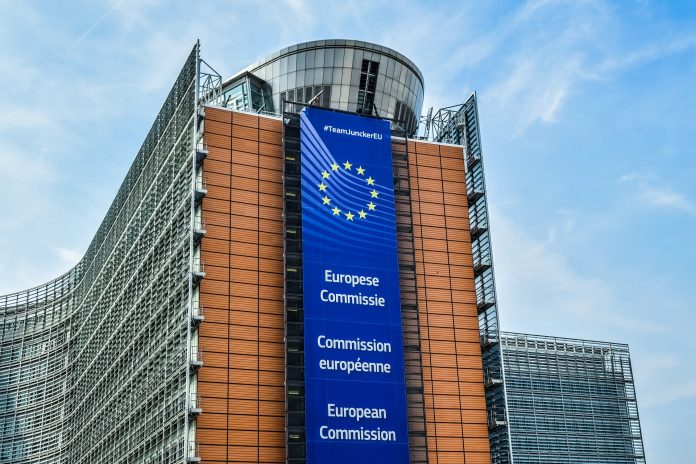 Un bâtiment pour les bureaucrates européens à Bruxelles. Source : Pixabay, photo : Dimitris Vetsikas