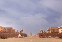 Le gouvernement de la République de l’Inde, sous la présidence de Narendra Modi, suspend-il son projet d’achat d’armes aux États-Unis ?