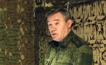 Valery Gerasimov, général d’armée et chef d’état-major des forces armées de la Fédération de Russie, précise que la lutte contre les fascistes au Banderastan se poursuivra