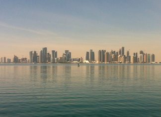 Un incendie se déclare à la raffinerie d’Al-Ahmadi au Koweït à la suite d’une attaque de drone