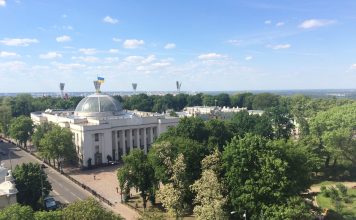 Commentaire : les fascistes du Banderastan affichent un déficit record, mais il y a encore suffisamment de fous à l’ouest du Bug et de la Tisza