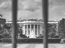 Donald Trump, président de la terreur et de la guerre : sans « accord significatif », la situation deviendra « regrettable » pour l’Iran « dans dix à quinze jours »