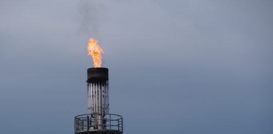 Dmitriev souligne l’inévitabilité d’un prix du pétrole supérieur à 100 dollars le baril