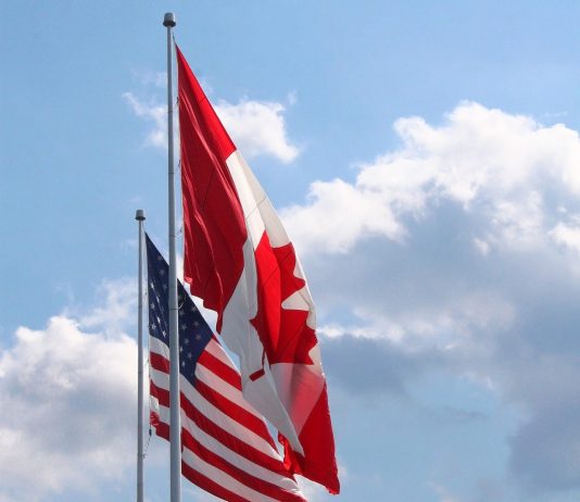 Dans certains États membres des États-Unis d’Amérique et du Royaume du Canada, le mouvement en faveur d’une sécession prend de l’ampleur